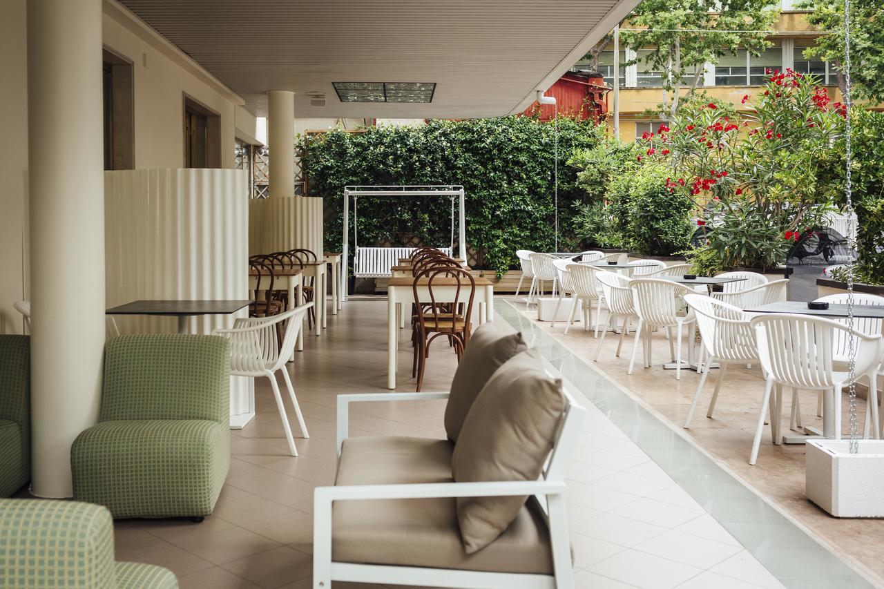 Hotel Montecarlo Rimini Eksteriør bilde